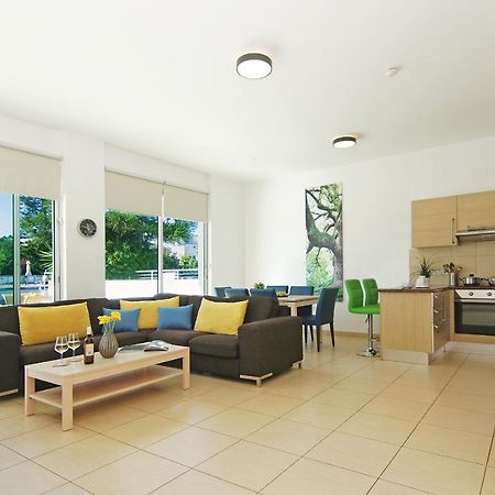 Calypso - Coralli Beachfront Apartment Protaras Buitenkant foto