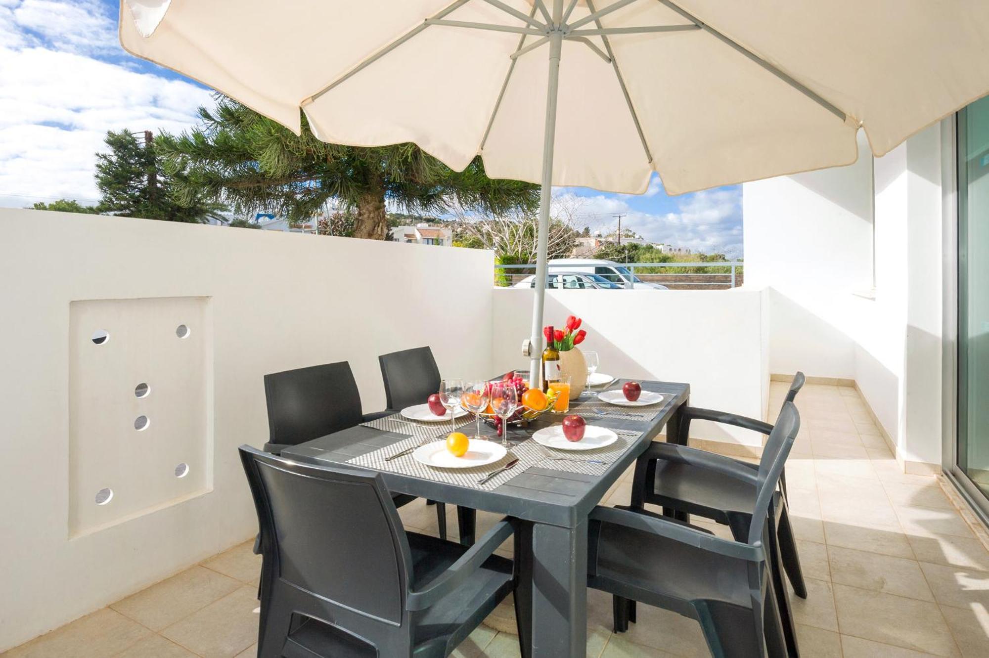 Calypso - Coralli Beachfront Apartment Protaras Buitenkant foto