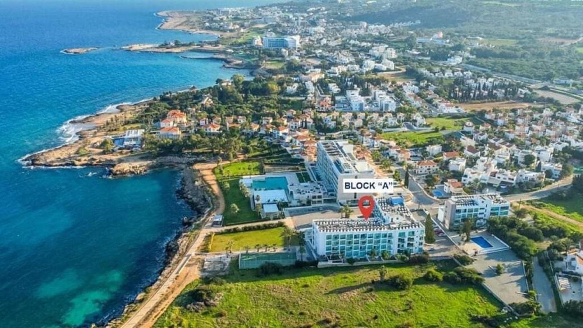 Calypso - Coralli Beachfront Apartment Protaras Buitenkant foto
